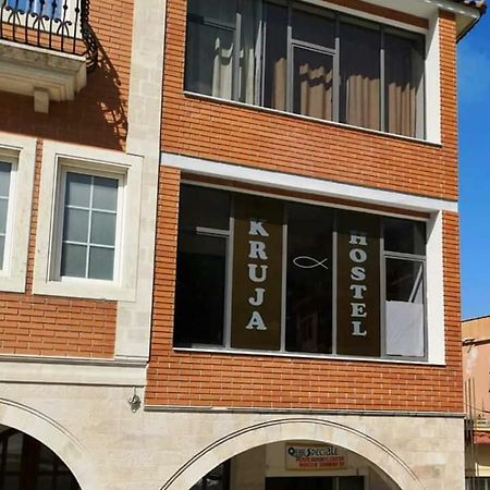 Kruja Hostel Екстериор снимка