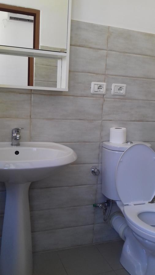 Kruja Hostel Екстериор снимка